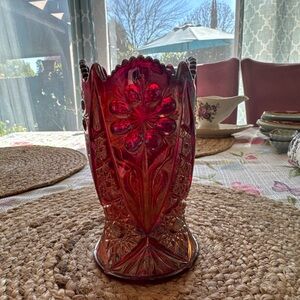 Vintage Imperial #474 Mayflower Carnival Glass Vase
